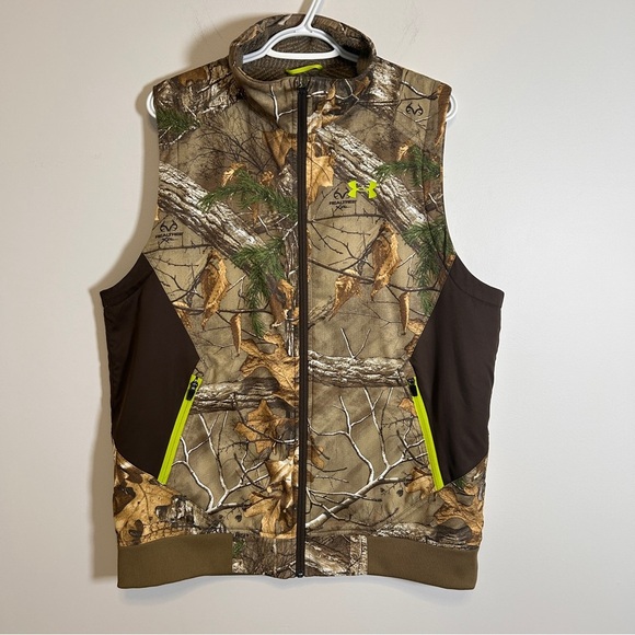 Under Armour Men’s Size L Camo Vest Real Tree with Neon Accents Scent Control - Picture 1 of 11